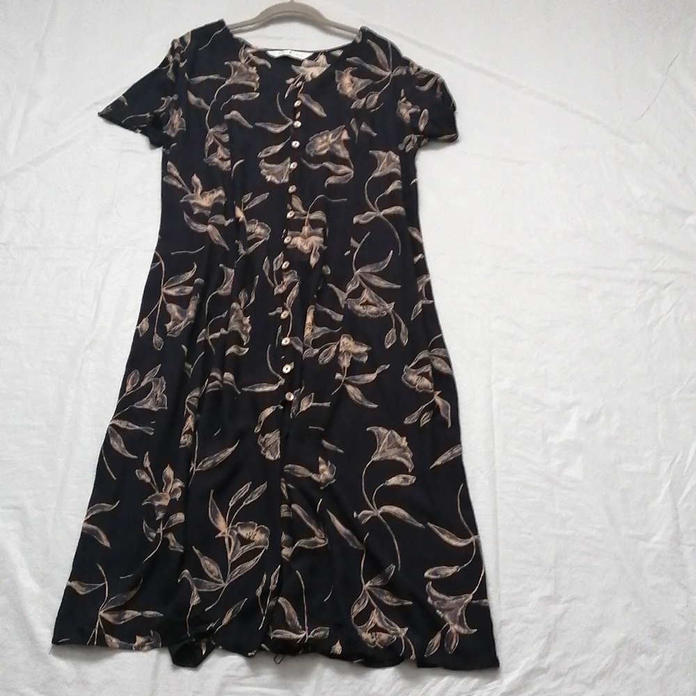Full Dress👗 - Picture 2 of 4